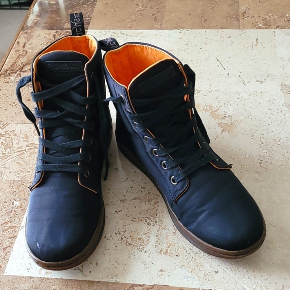 Dr. Martens - Hackney - black satin finish lace up boots - Women’s Size 6